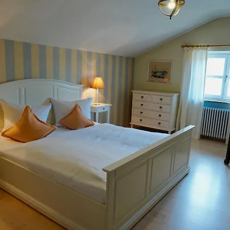 Endorfer Hof Hotel 3*