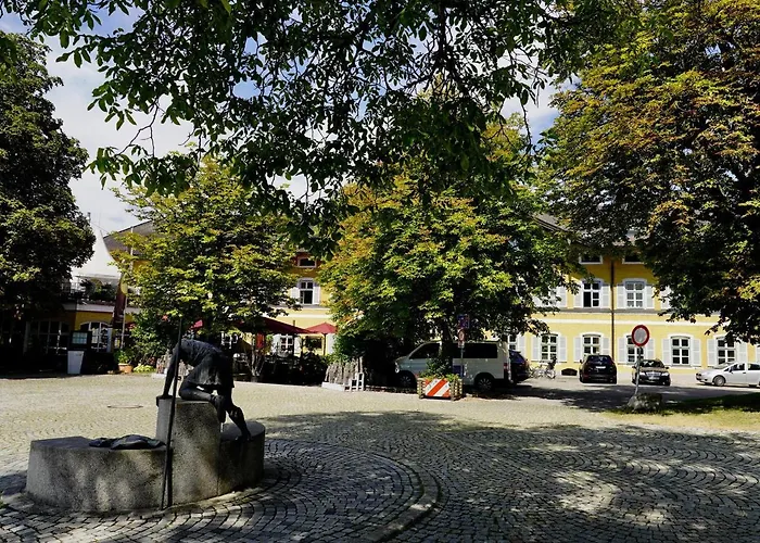 Endorfer Hof Hotell 3*