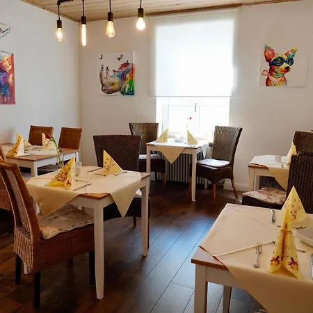 Hotel Endorfer Hof 3*