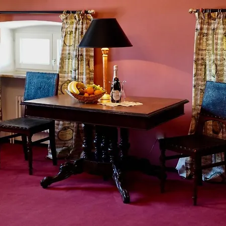 Hotel Endorfer Hof 3*